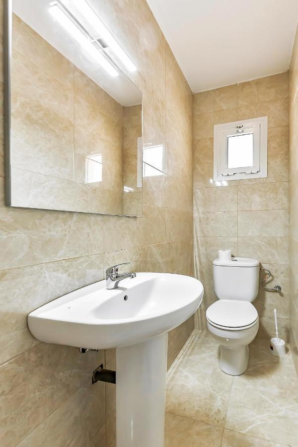 Yellow 3 Bedroom Large Apartment For 10 Guests Costa Adeje  Exteriör bild